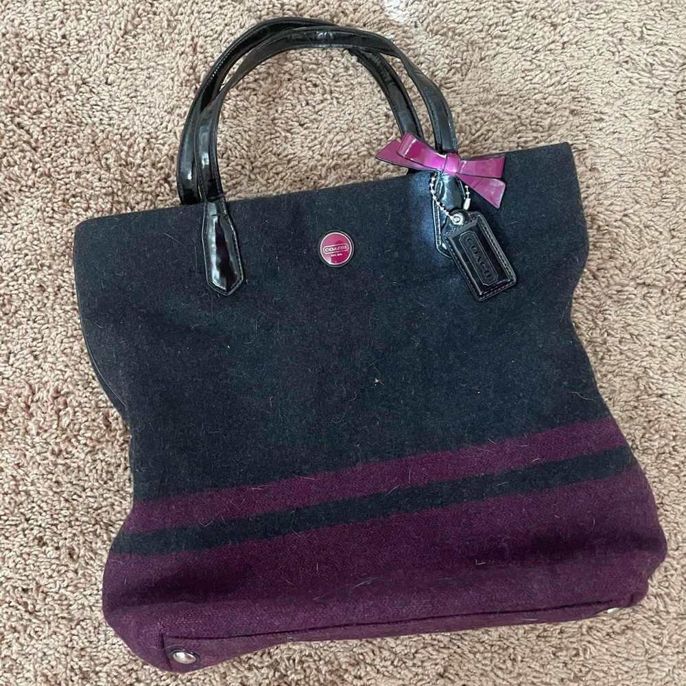 Wool Coach Handbag Tote Bag Wool Coach Bag, Charcoal Gray and Purple Wool Bow